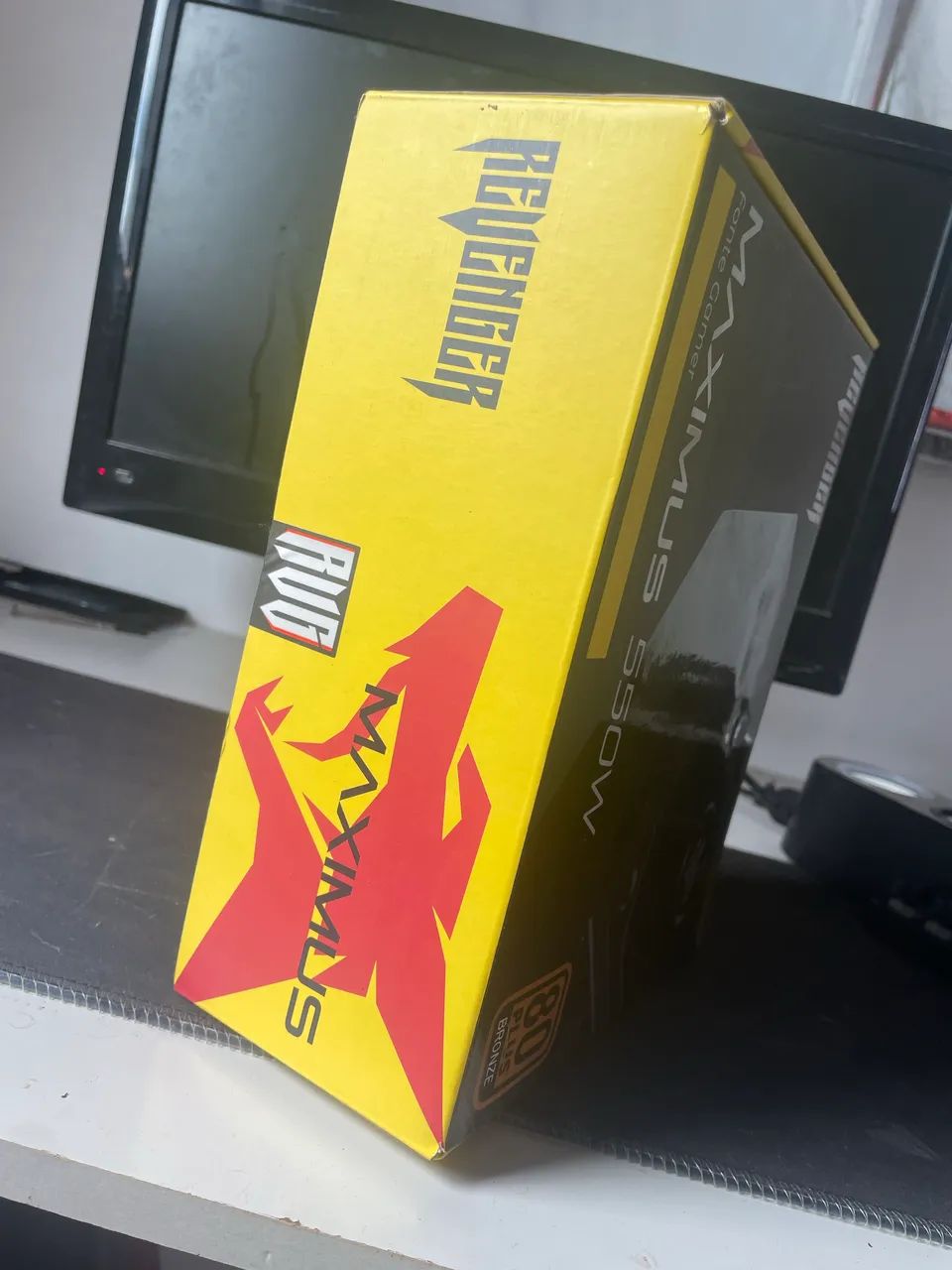 Fonte pc maximus 550W  nova 