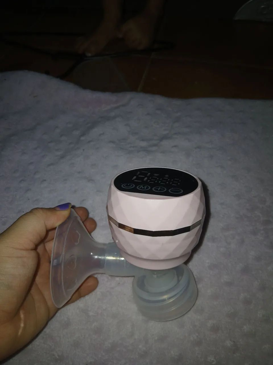 Bombinha elétrica de tirar leite 