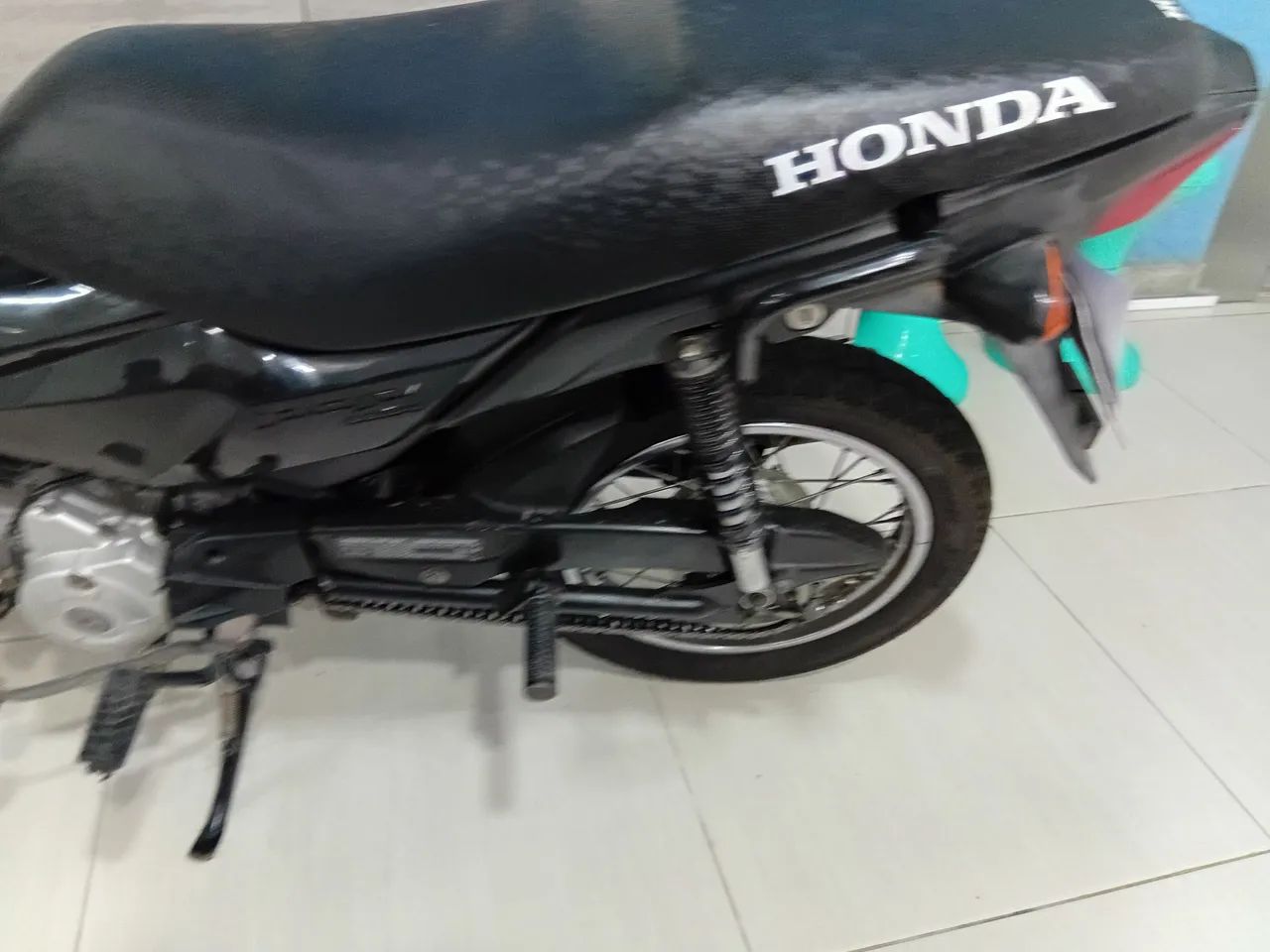 Vende se uma pop 110 bem conservada  - Foto 5