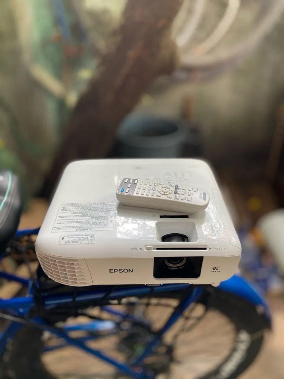Projetor Epson E24