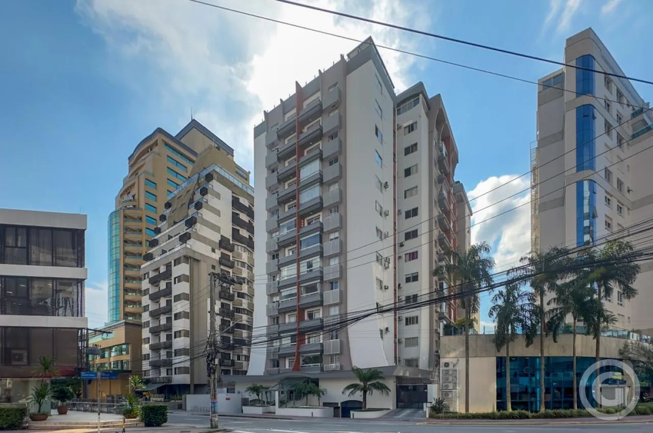 Apartamento mobiliado no Centro de Florianópolis: conforto e praticidade ao seu alcance - Foto 3
