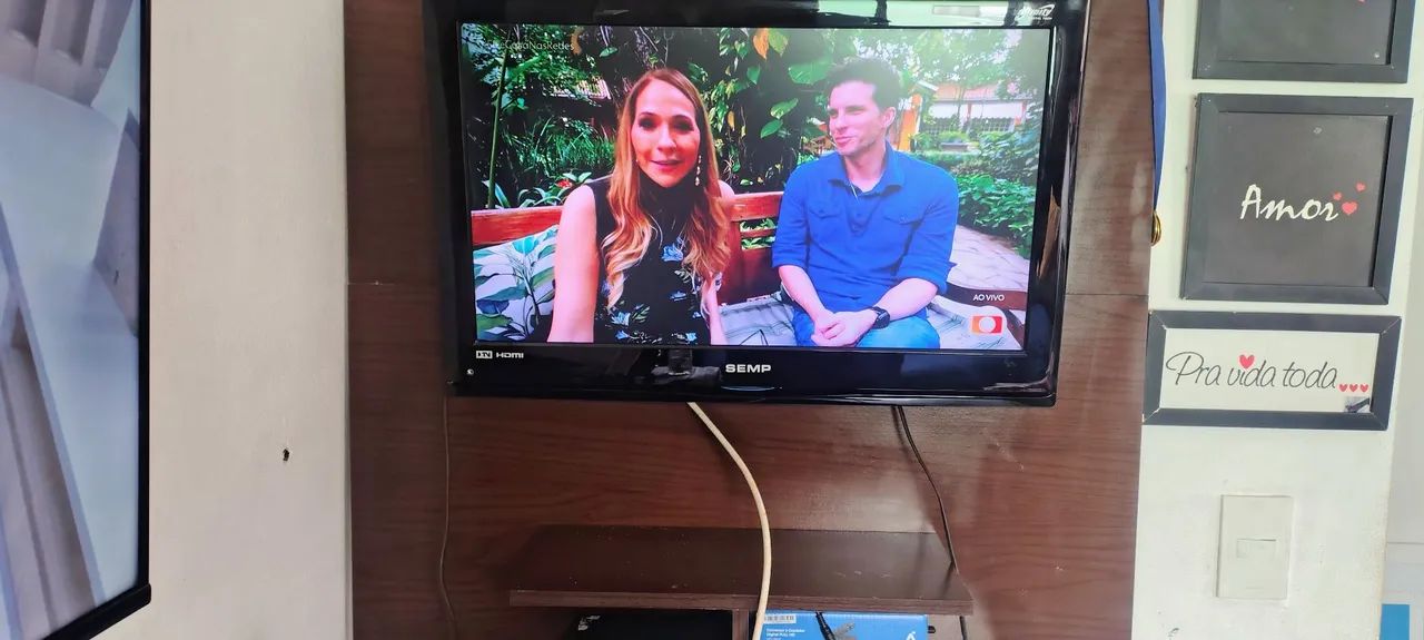 Vendo essa TV 20 polegadas funcionando tudo acompanha painel - Foto 4