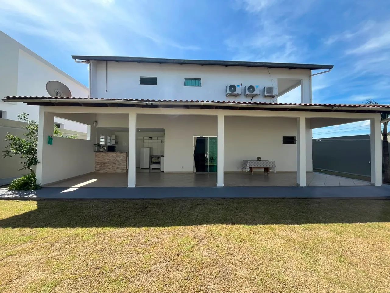 Casa com 5 Dormitórios no Condomínio Ponta Negra 2 - Foto 2