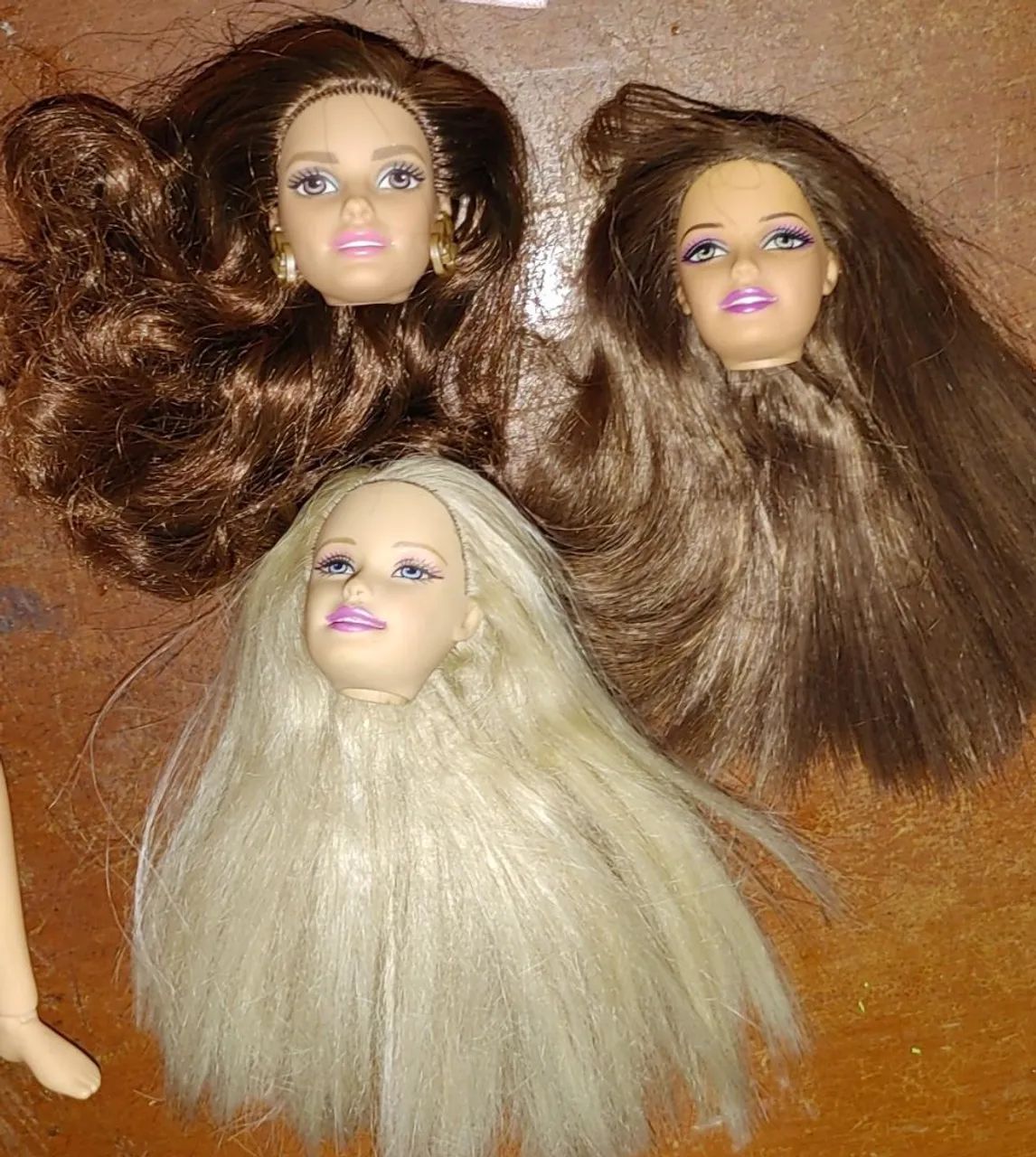 Lote Barbies sucatas - Foto 2