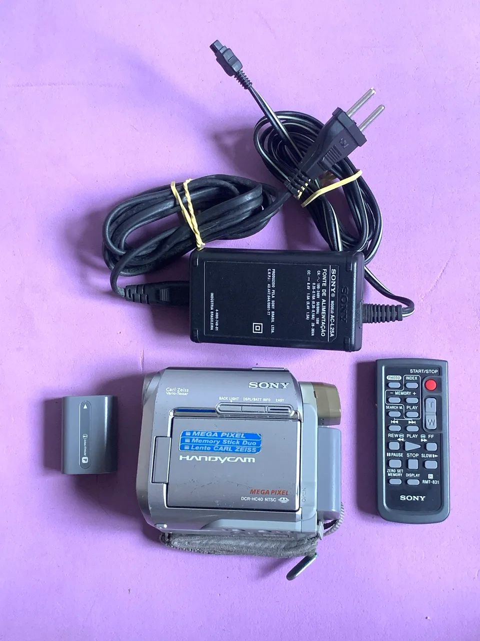 Filmadora Sony DCR-HC40 - Câmeras e Filmadoras - Vila Mariana, São