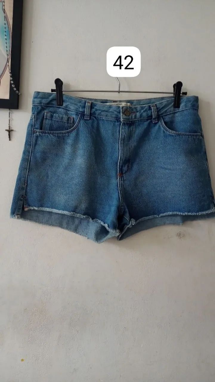 Lote de shorts 42 jeans em excelente estado  - Foto 4