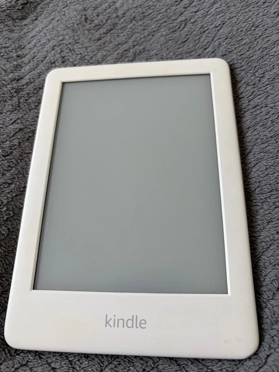 Kindle 10° Geração Branco - Acompanha cabo original, caixa e capa.