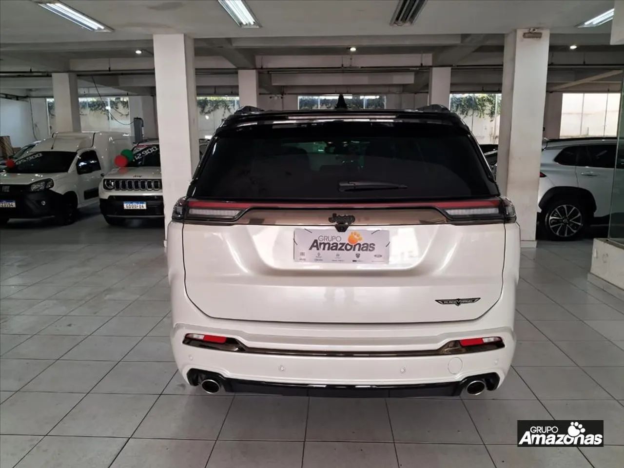 Jeep Commander Black Hurricane 2.0 4x4 TB Aut, foto 5 de 20