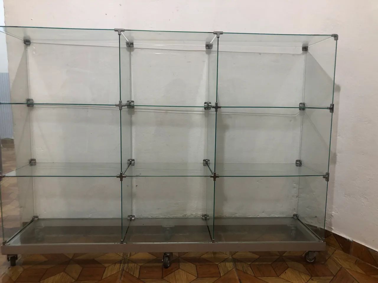 Vitrine Balcão de vidro