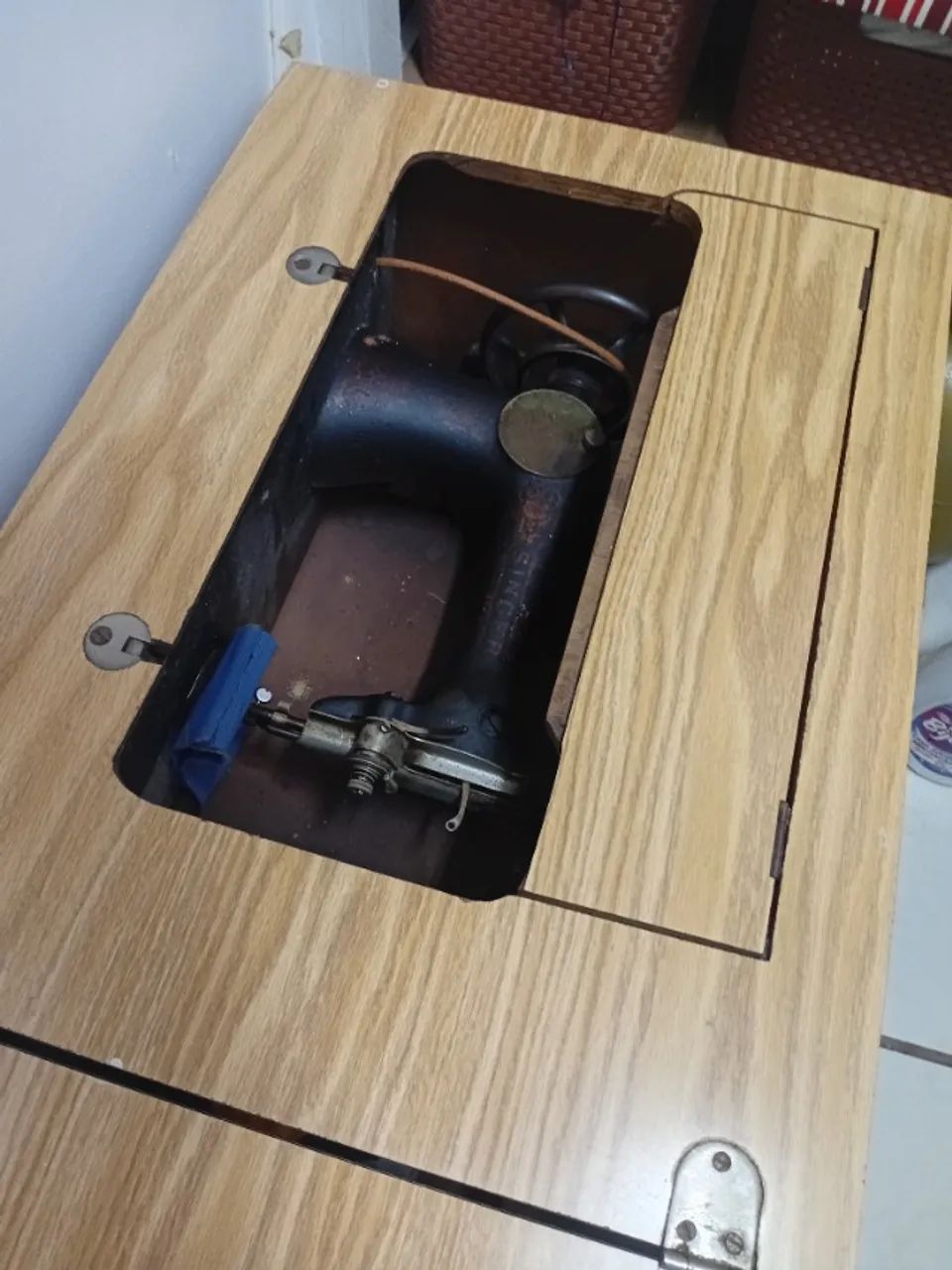 Máquina de Costura Singer Raridade - Foto 4