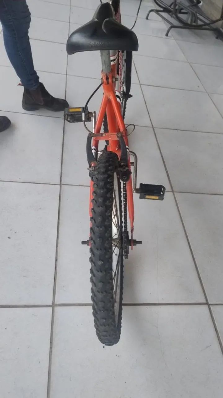 Bicicleta zummi aro 20 semi nova  - Foto 3
