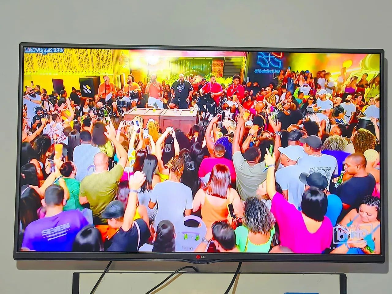Vendo Tv LG 42 polegadas 
