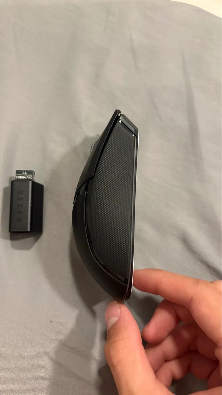 MOUSE RAZER COBRA PRO BLUETOTH - Foto 5