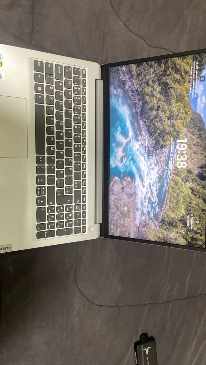 Notebook Lenovo - Foto 2