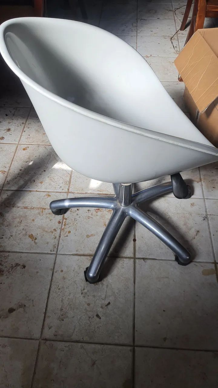 cadeira IKEA SKRUVSTA - Foto 2