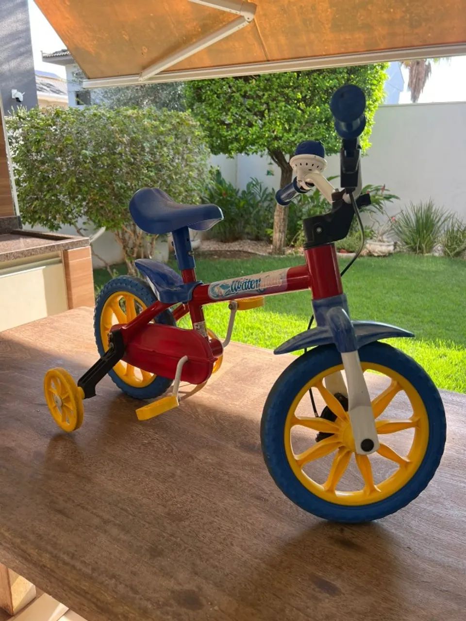 BICICLETA INFANTIL ARO 12 - Usada  - Foto 3