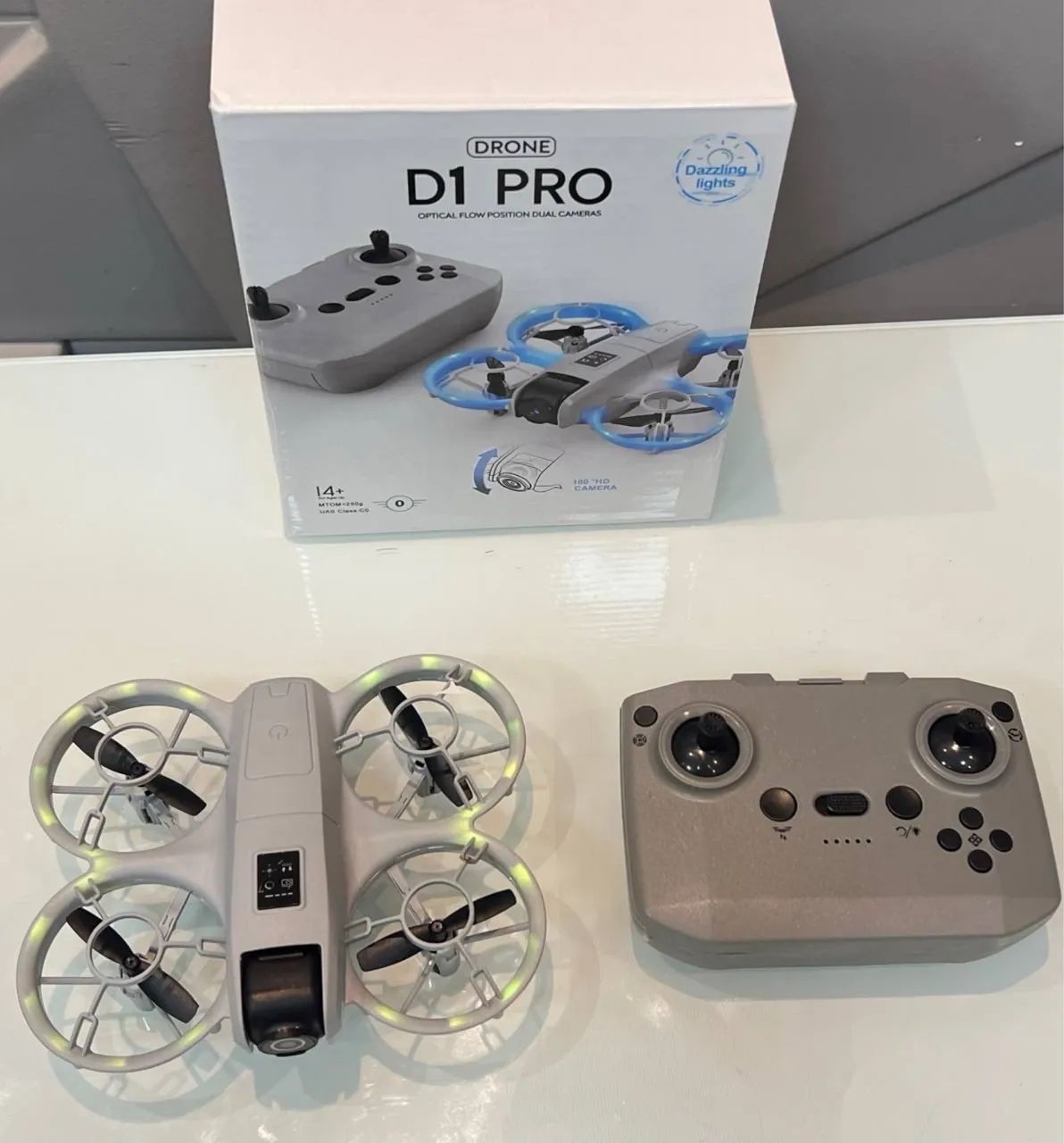     Mini Drone D1 Pro com Câmera 2 Baterias Fácil de Pilotar para Crianças e Adultos - Foto 2