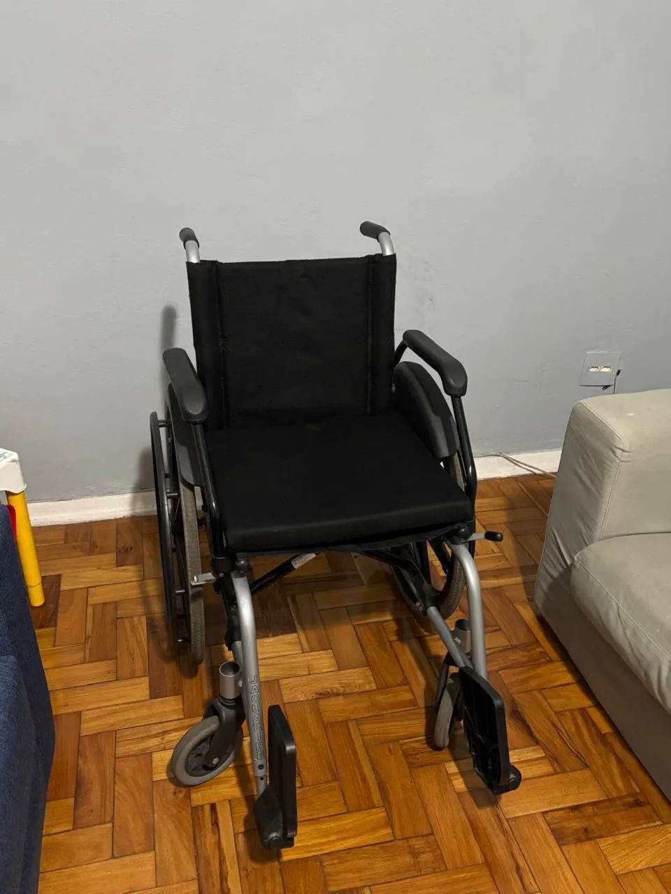 Cadeira de rodas Jaguaribe - Foto 3