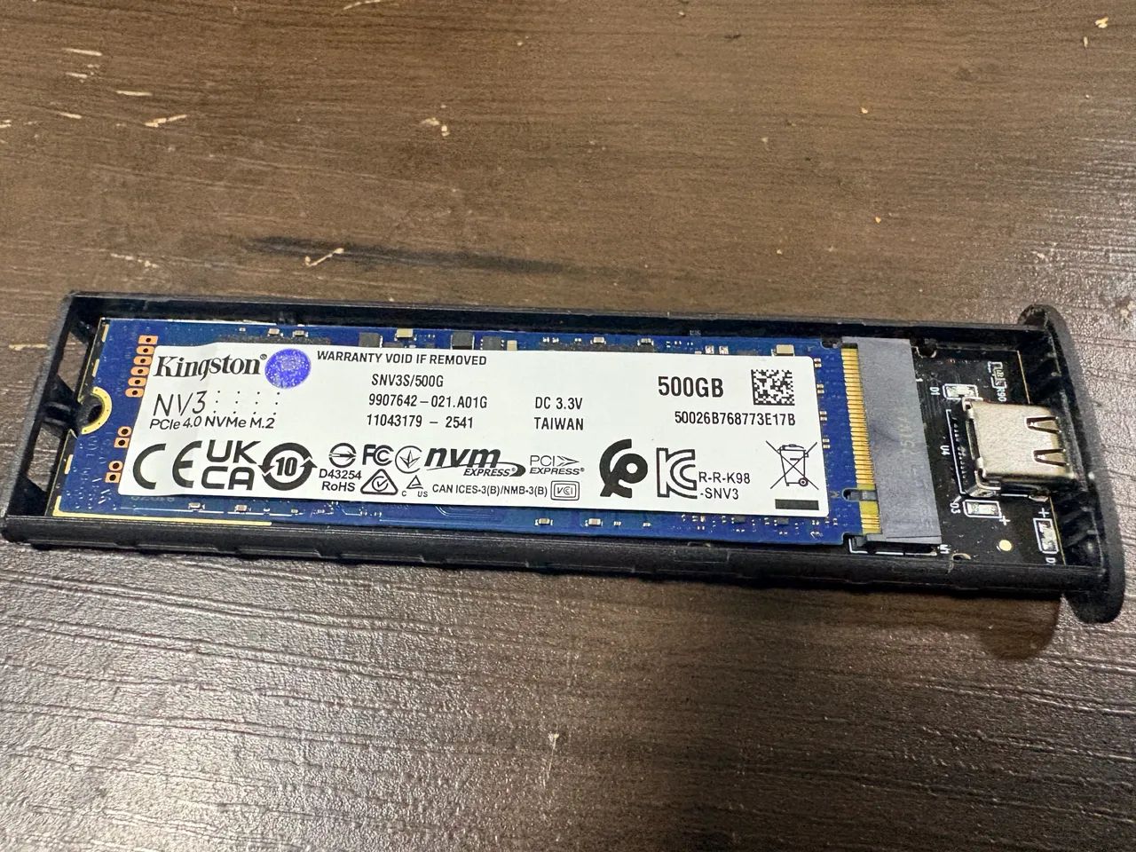 SSD Externo Kingston NV3 500GB NVMe USB-C + Case Bluecase - Foto 3