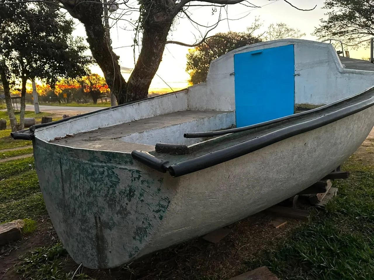 Vendo barco de fibra  - Foto 4