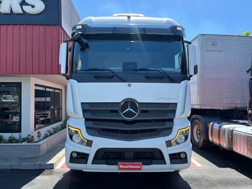 Mercedes-Benz Actros 2548 6x2 23/24 Selectrucks - Foto 2
