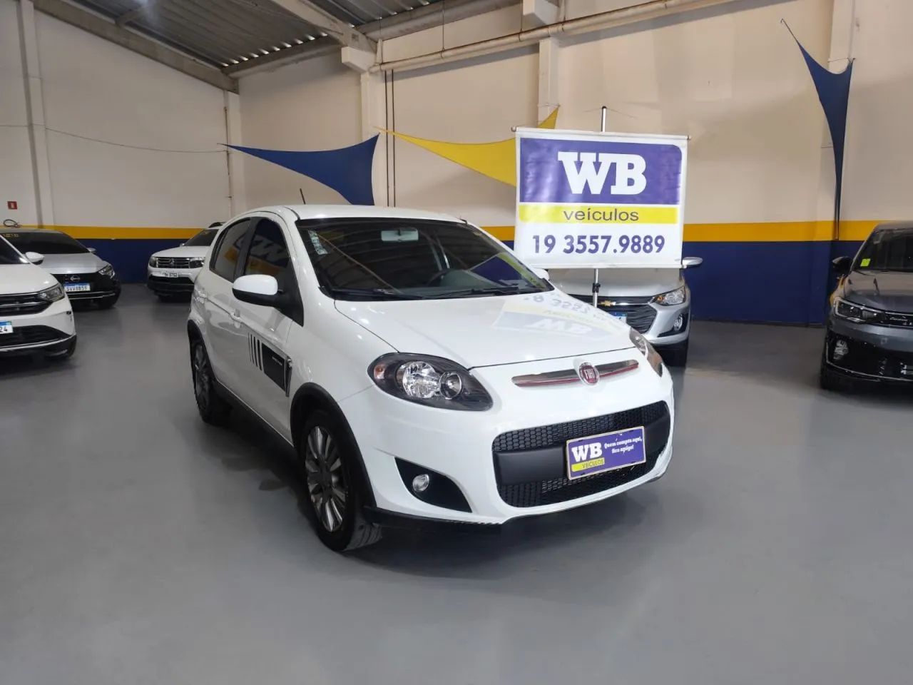 Fiat Palio Sporting 1.6 Flex 16V 5P 2014 - Foto 2