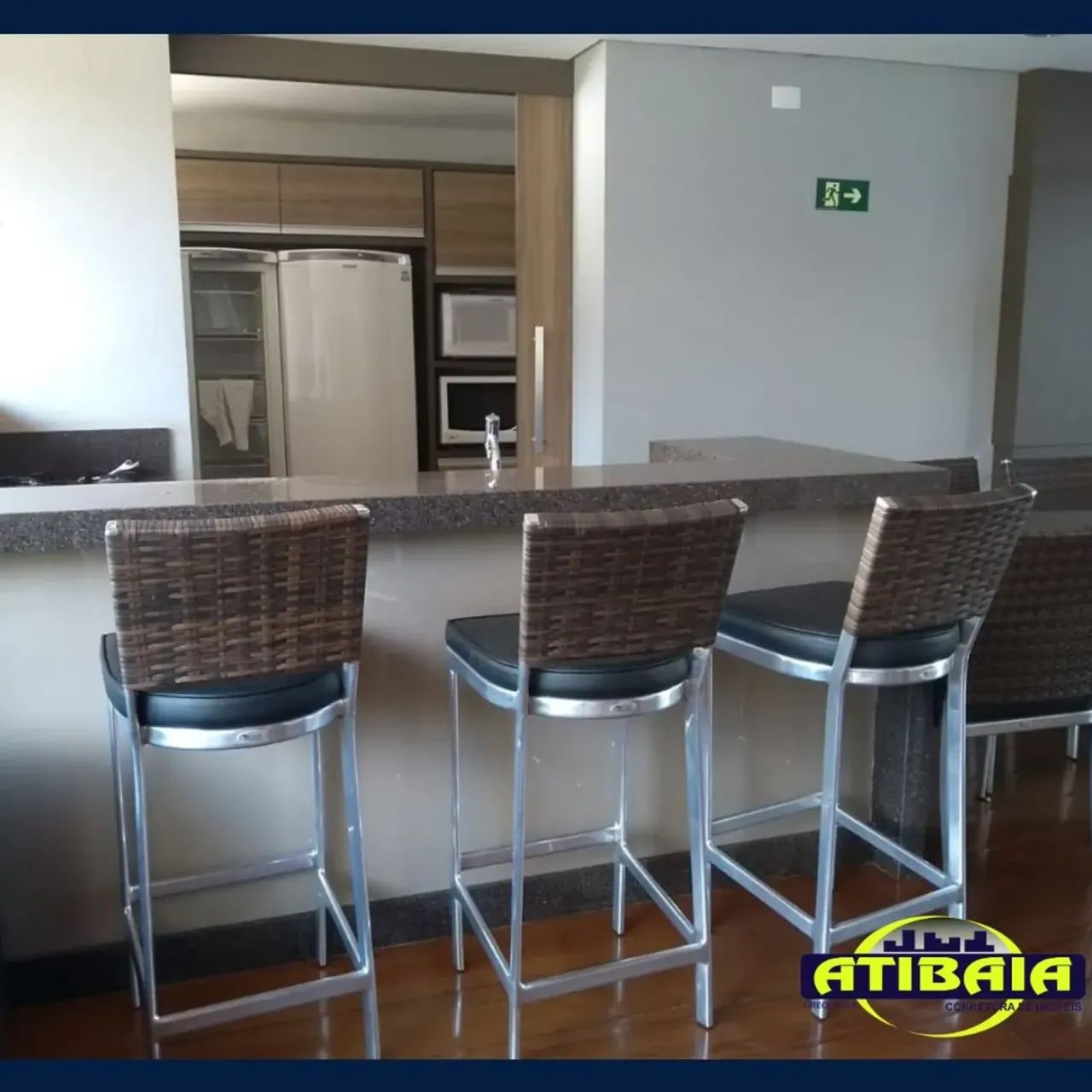 Ed Caiçaras -Apto central - 3 quartos sendo 1 suíte - 2 vagas - Foto 3