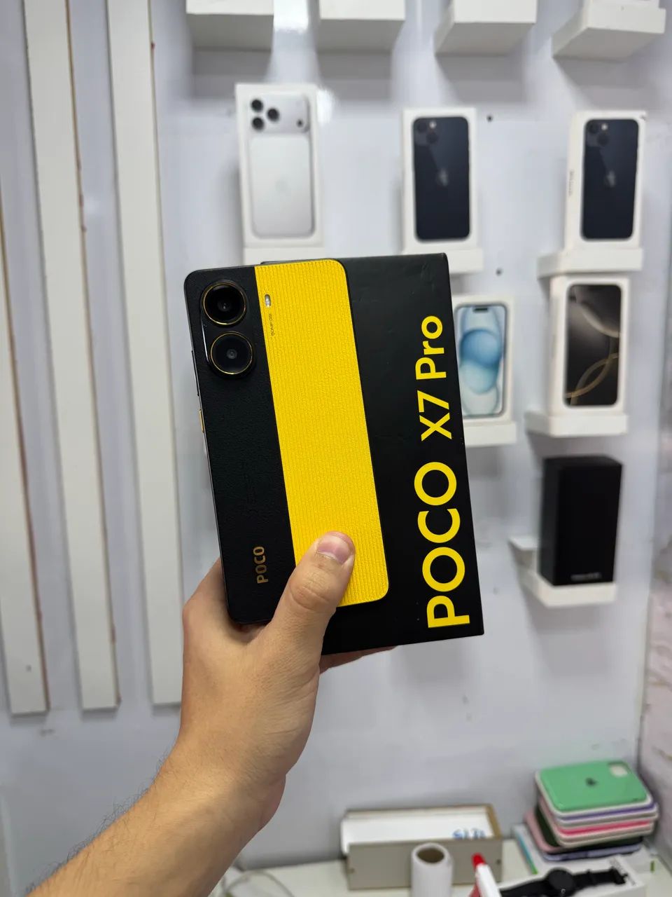 POCO X7 PRO - 512GB / 12 RAM  - Foto 3