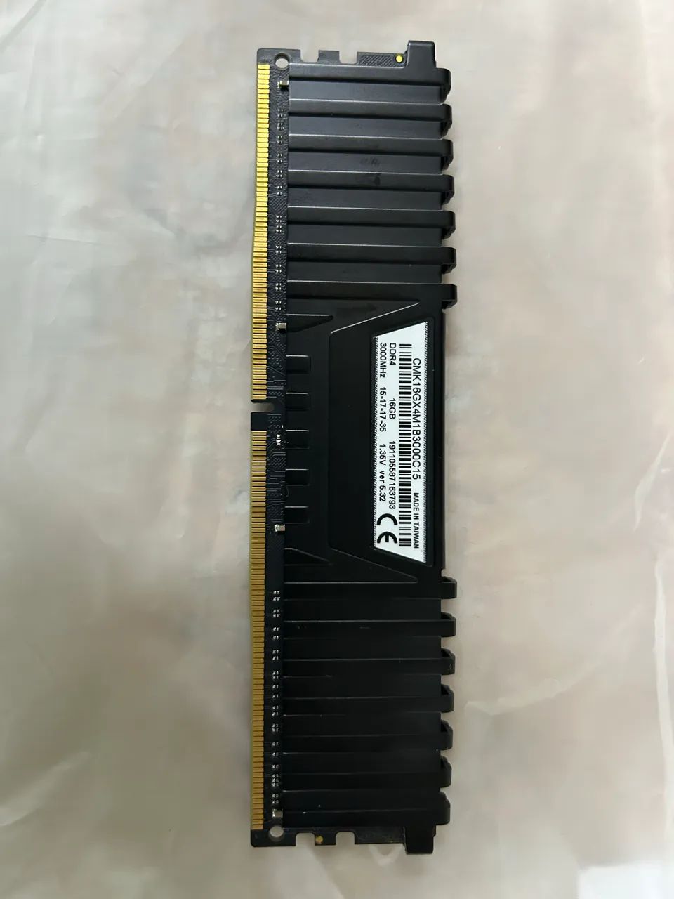 Memória RAM  DDR4 16GB - Foto 4