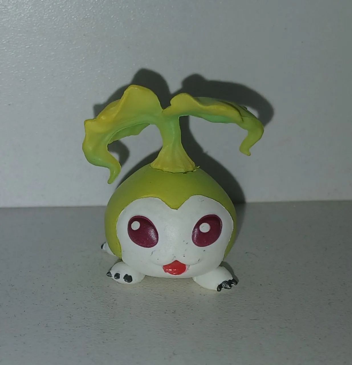 BONECO MINIATURA DIGIMON TANEMON