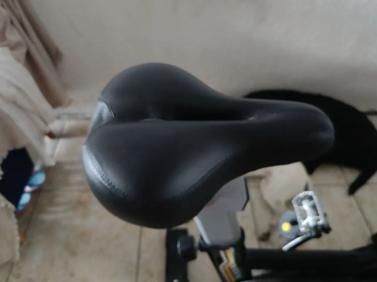 Vendo bicicleta ergométrica - Foto 4