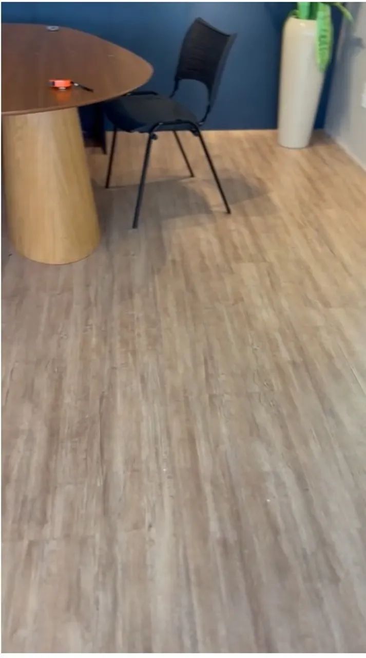 Piso Laminado de Madeira - Foto 2