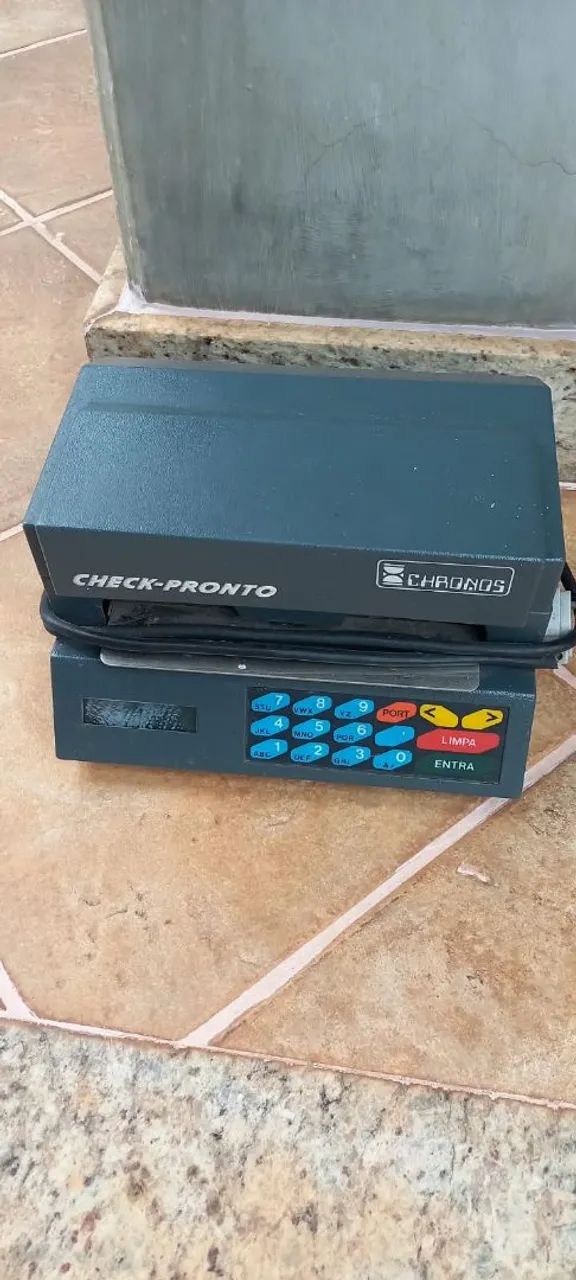 Máquina de preencher cheque 