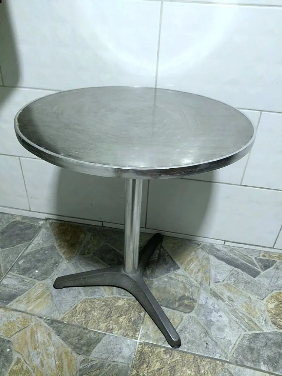Conjunto de mesa e cadeira - Foto 3