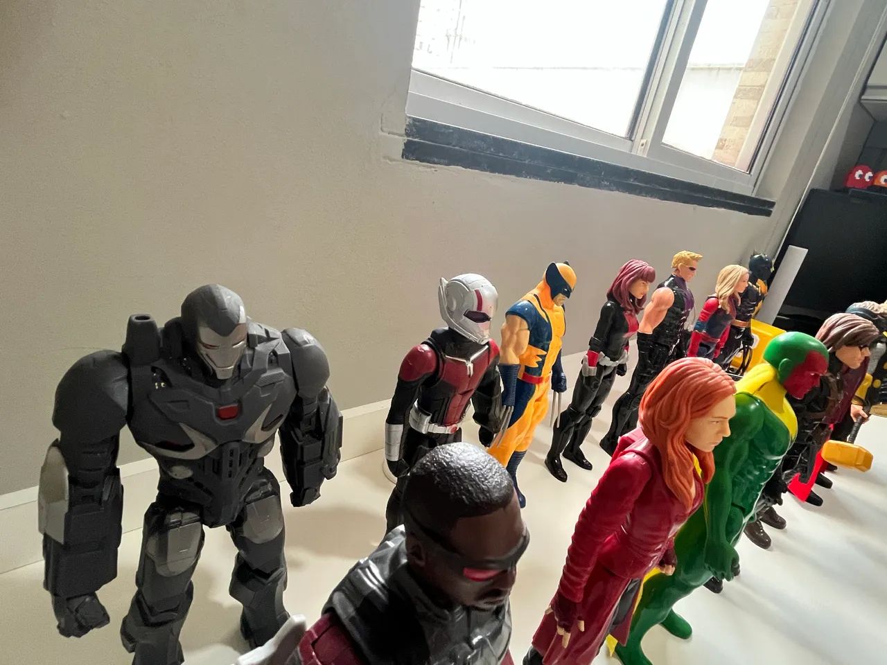 Bonecos vingadores colecionáveis  - Foto 3