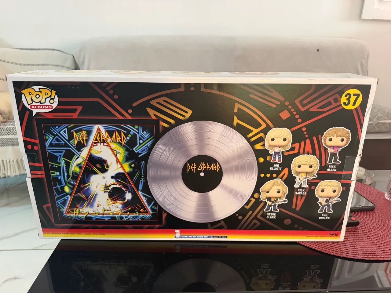 Funko pop Def Leppard hysteria  - Foto 3