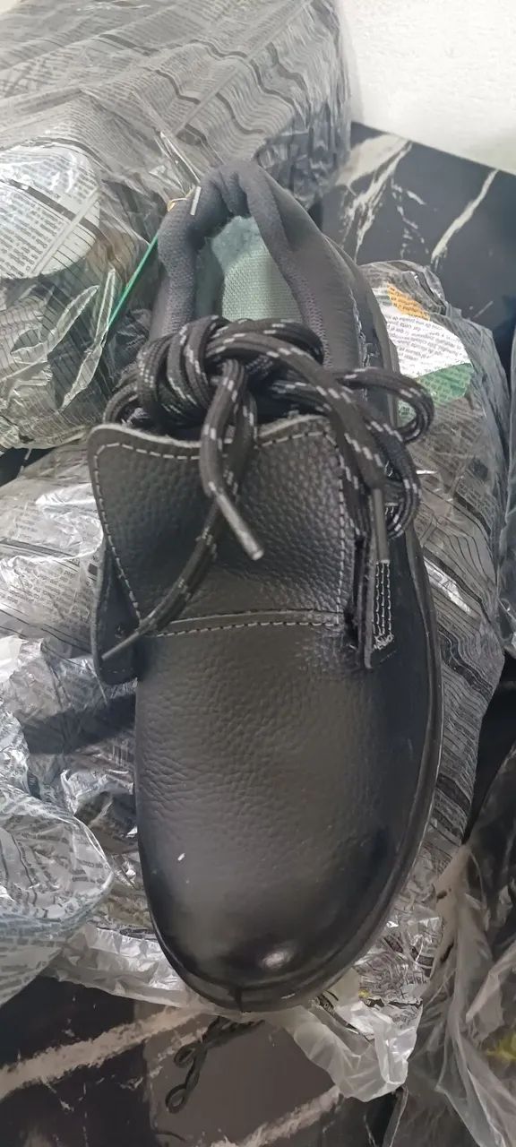Botas para trabalho - Foto 4