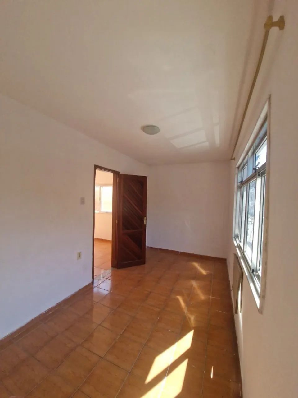 ALUGO CASA NO ROCHA - Foto 2