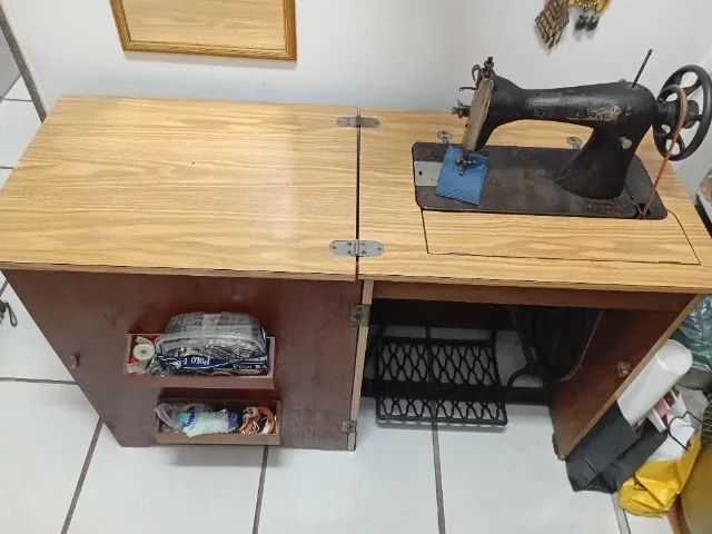 Máquina de Costura Singer Raridade - Foto 2