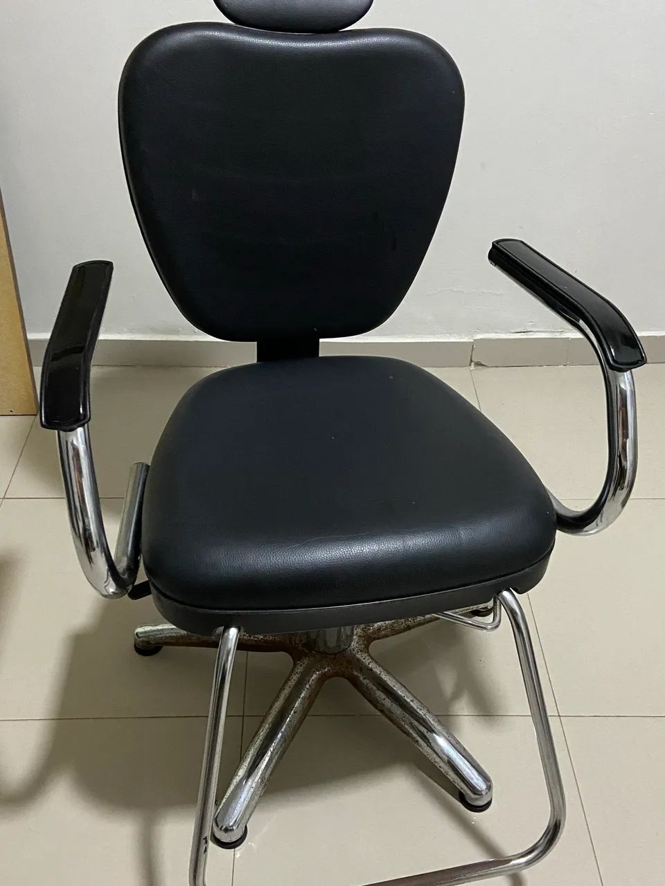 Cadeira hidráulica de barbeiro  - Foto 3