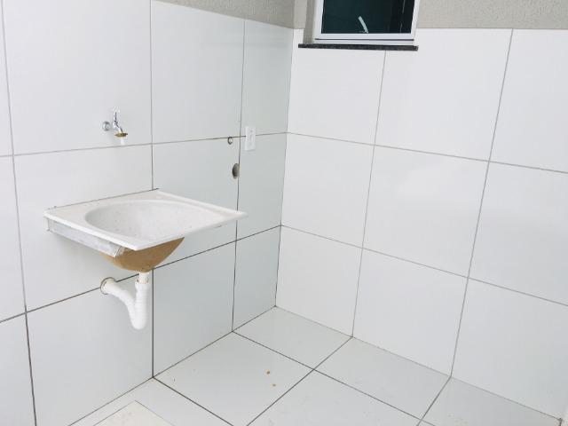 Linda casa com documentação grátis 3 quartos e 2 banheiros - Foto 11
