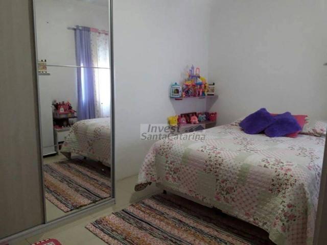CASA EM GAROPABA JUNTO AO CENTRO, 1500M DA BEIRA MAR, 3 DORMITÓRIOS COM ESCRITURA!!! - Foto 12