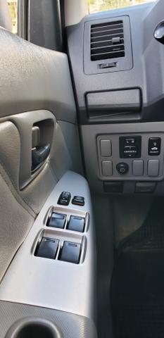 Hilux srv diesel 4x4 automática impecável - Foto 15