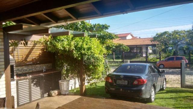 Ótima casa 3 dormitórios, 2 suítes, centro e beira mar!! - Foto 6