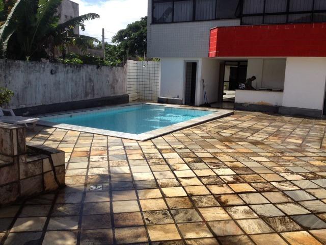 Excelente apartamento amplo com 4 quartos. Financia