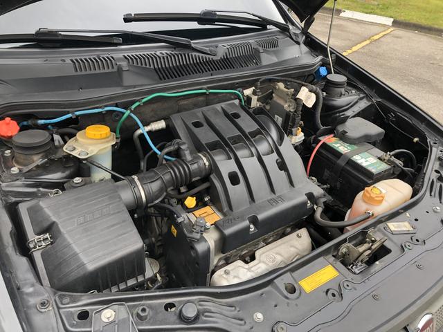 Fiat Siena 1.0 Celebration Raridade único dono S/detalhes - Foto 17