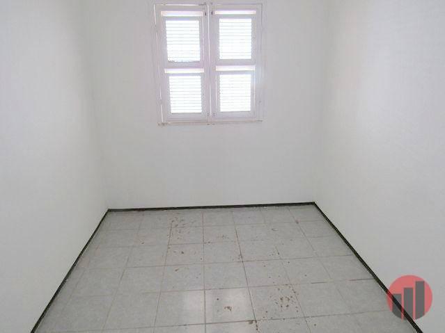 Casa para alugar, 70 m² por R$ 670,00 - Castelão - Fortaleza/CE - Foto 9