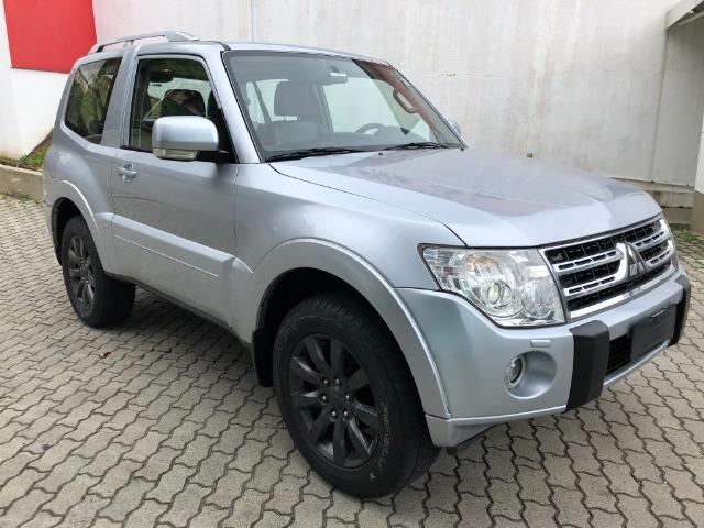 Pajero 3.2 HPE 3p Diesel 4x4 + Teto + xenon