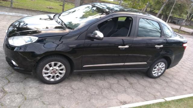 Grand Siena Attractive 1.4 2013 completo - Foto 12