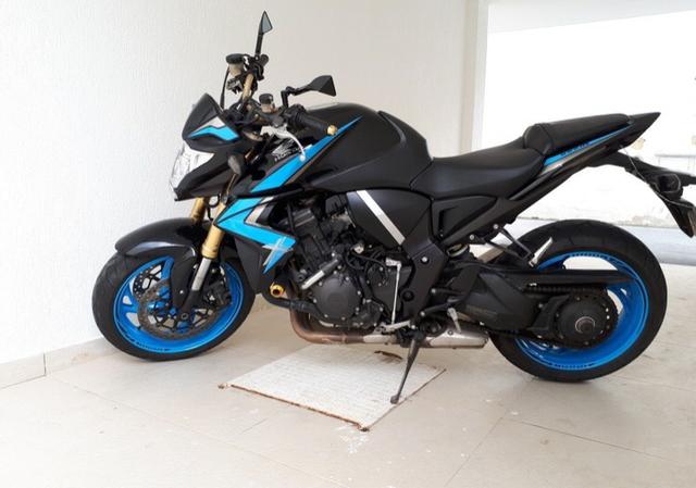 Honda CBR1000 - Foto 5